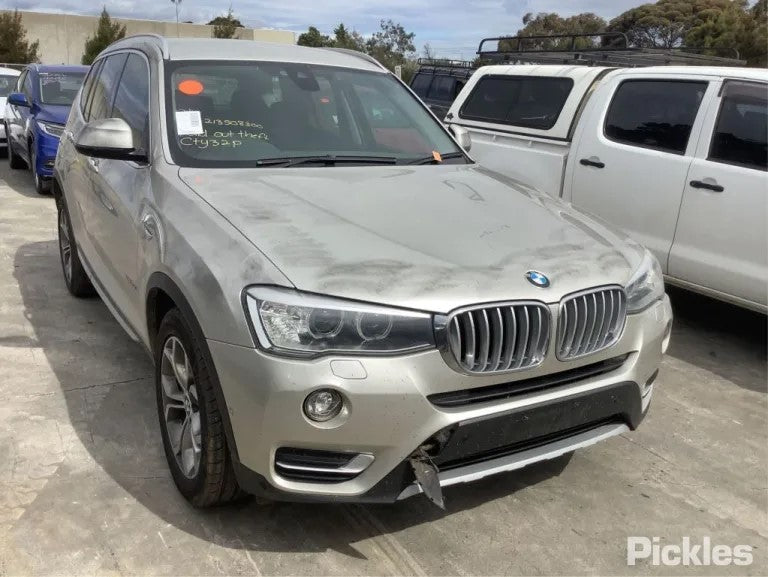 2014 BMW X3 F25, 03/11-07/17 COURTESY LIGHT