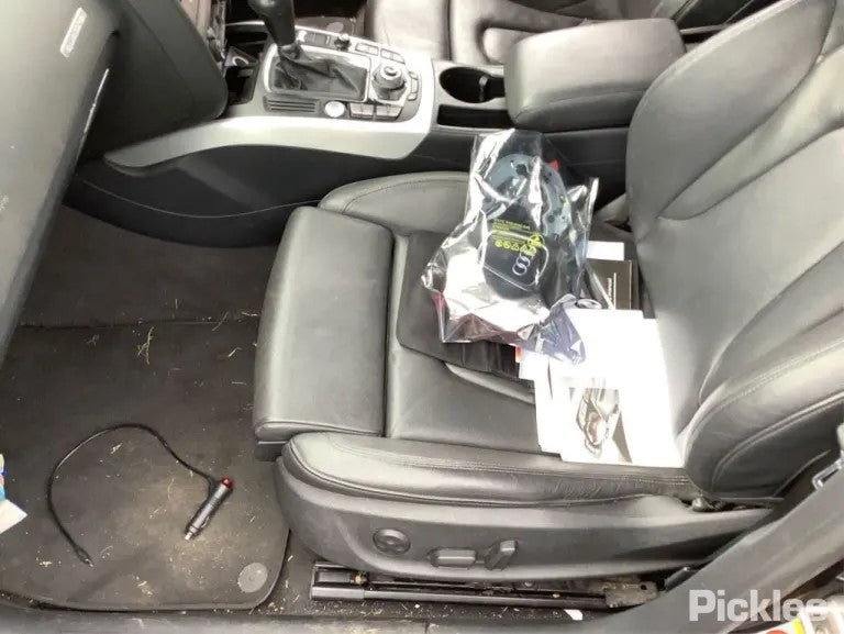 2010 AUDI A5/S5 A5/S5, 8T, HATCH, LED TYPE, 10/09-11/11 8T8945096D RIGHT TAILLIGHT