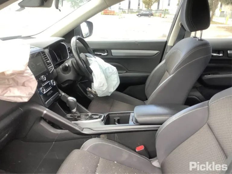 2019 RENAULT KALEOS XZG, LH SIDE, 05/16- SUNVISOR