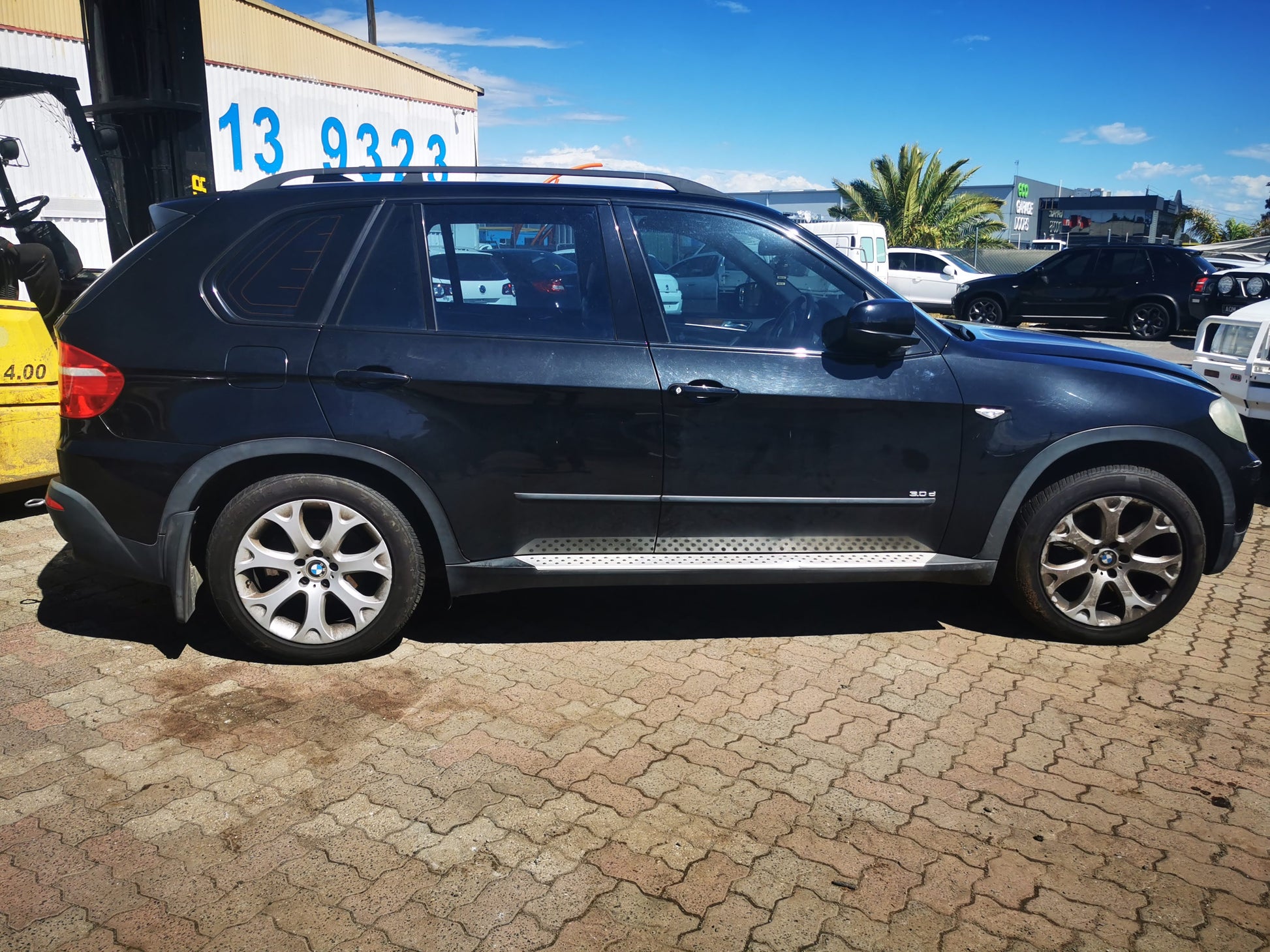 2008 BMW X5 E70, 03/07-08/13 41527261482 RIGHT REAR DOOR SLIDING