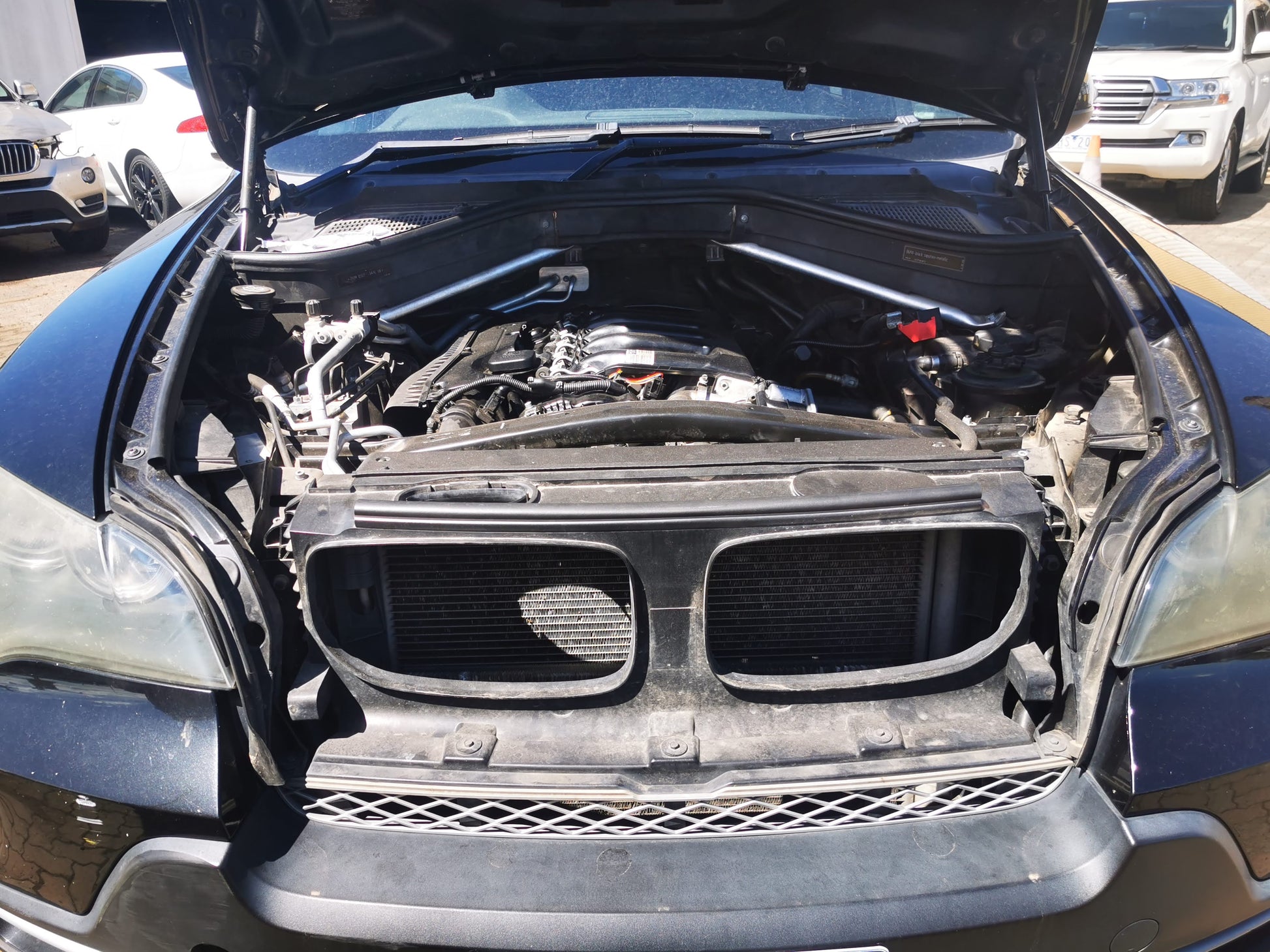 2008 BMW X5 IN BOOT, E70, 03/07-08/13  FUSE BOX