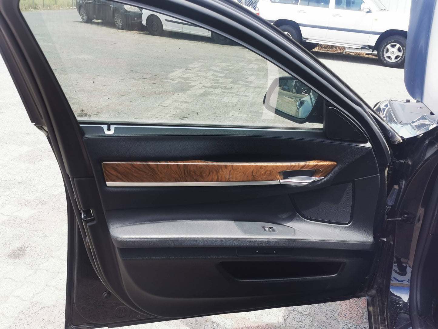 Wrecking 2009 BMW 7 SERIES for Used Parts BM0908