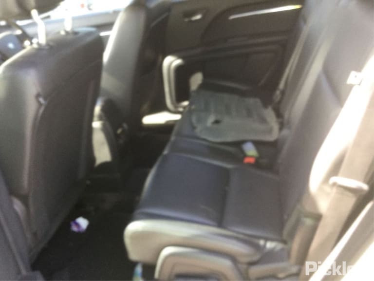 Wrecking 2010 DODGE JOURNEY for Used Parts DO0918