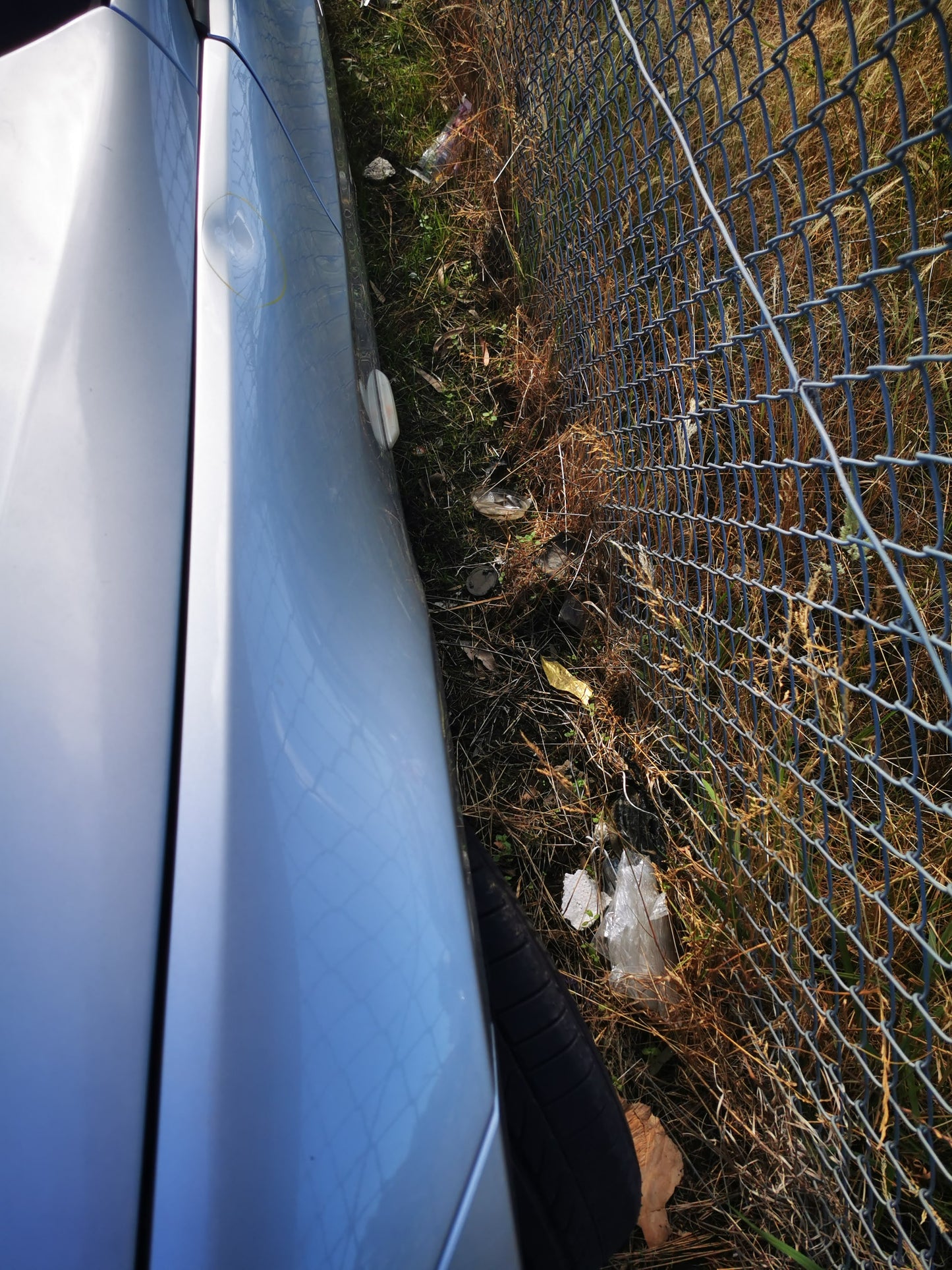 2010 BMW 3 SERIES BONNET GRILLE (RH SIDE), E90/E92/E93, SEDAN/COUPE/CABRIO, 03/07-09/13 51137201968 GRILLE