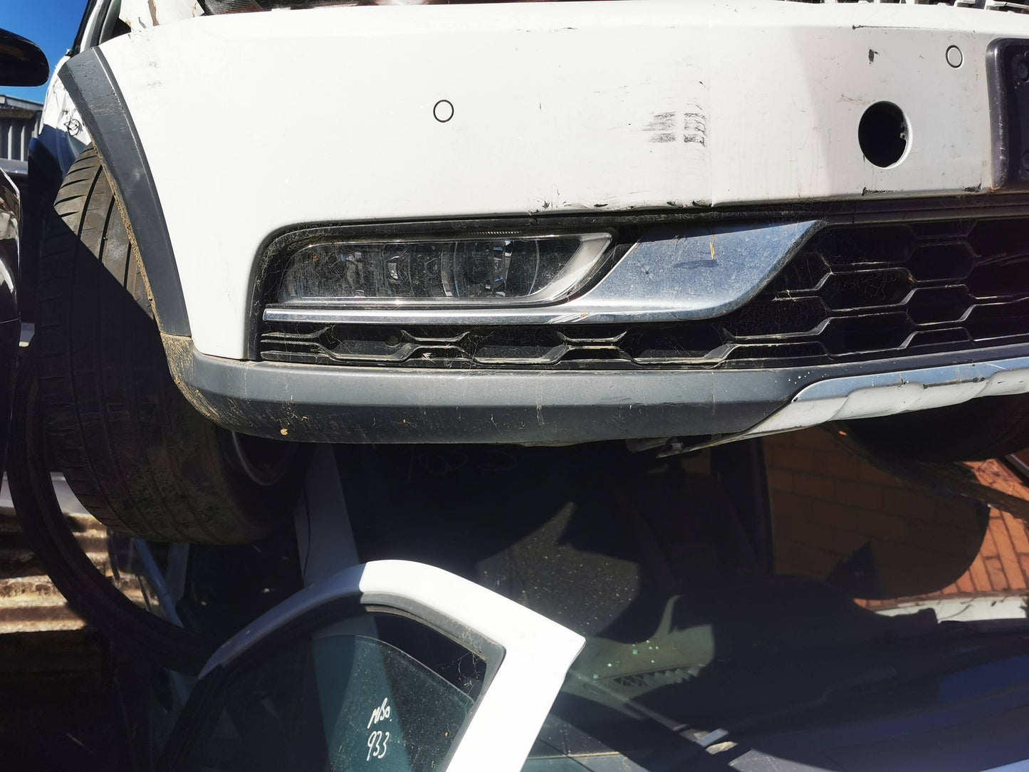 2013 VOLKSWAGEN PASSAT TAILGATE LAMP (RH SIDE), NON LED TYPE, 3C/MK6 B7, WAGON, 09/10-05/15 3AF945094Q REAR GARNISH