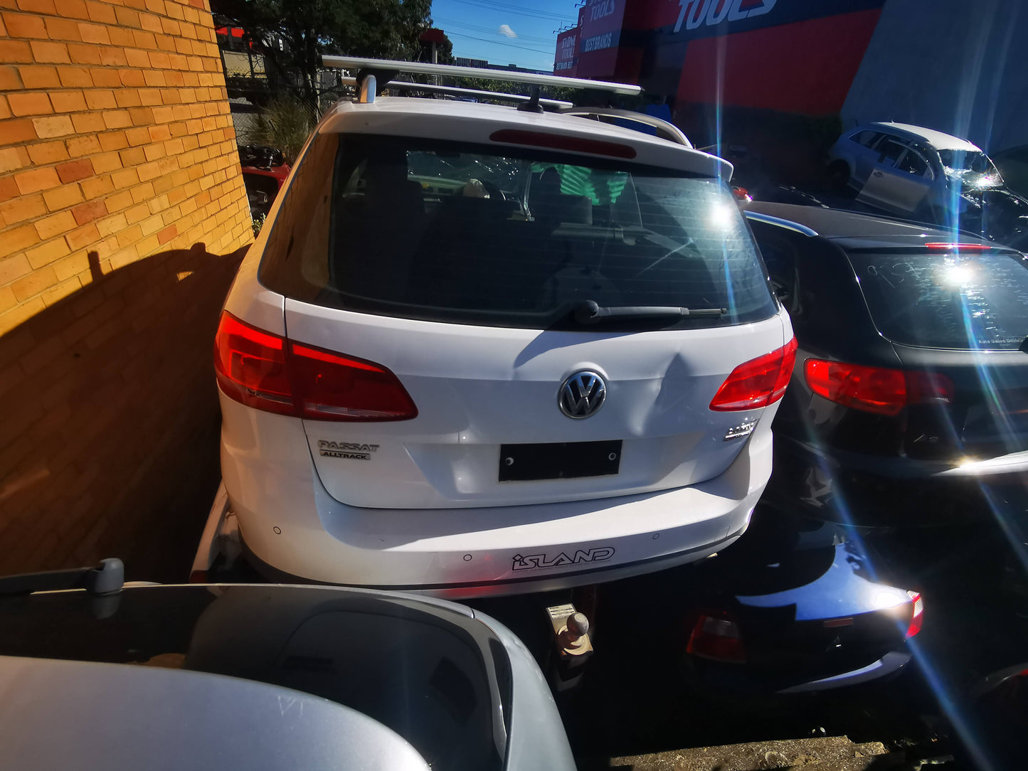 2013 VOLKSWAGEN PASSAT 3C, FRONT, 04/11-07/15 1K0947106H COURTESY LIGHT