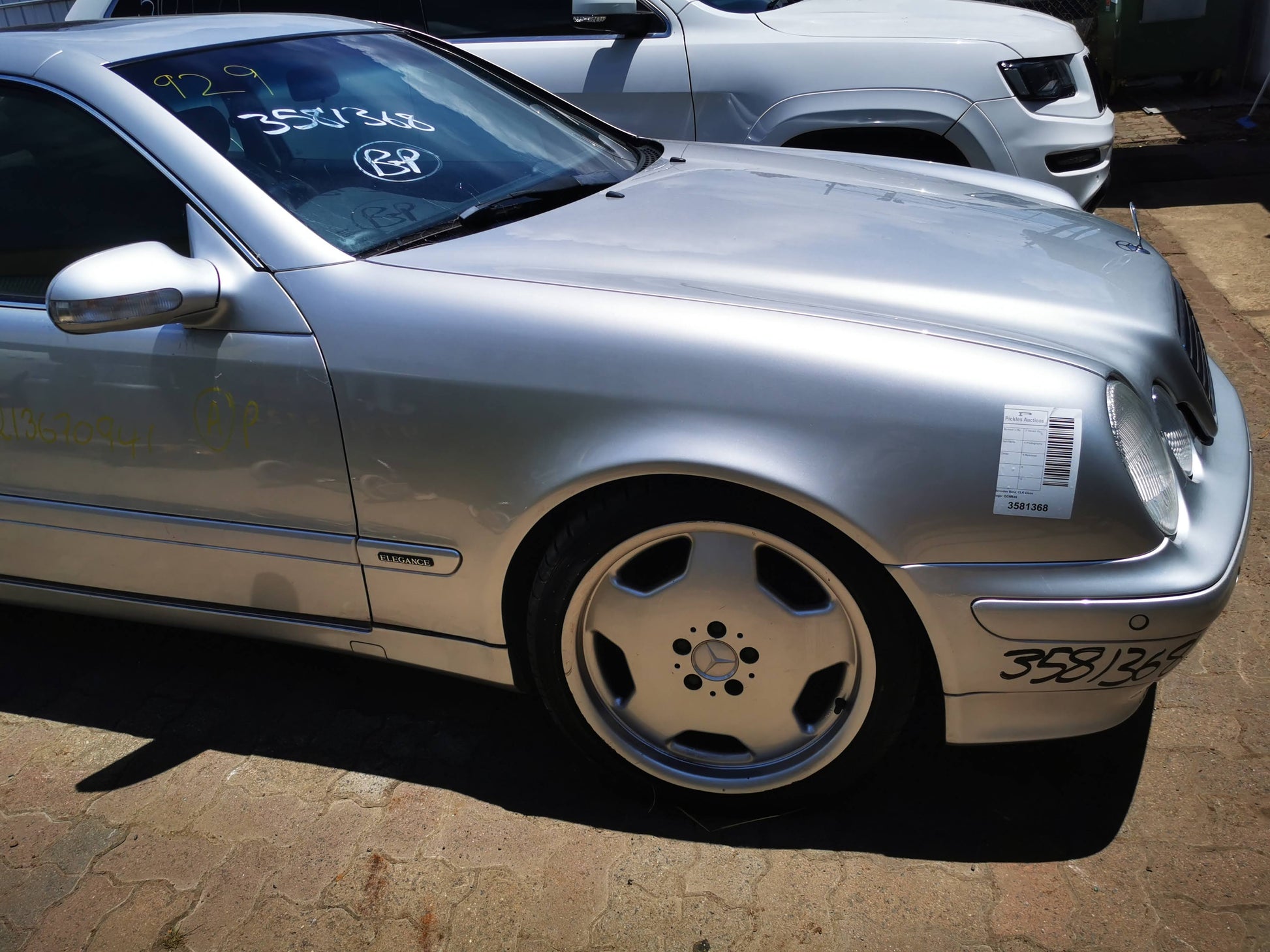 Wrecking 2000 MERCEDES CLK for Used Parts MB0929