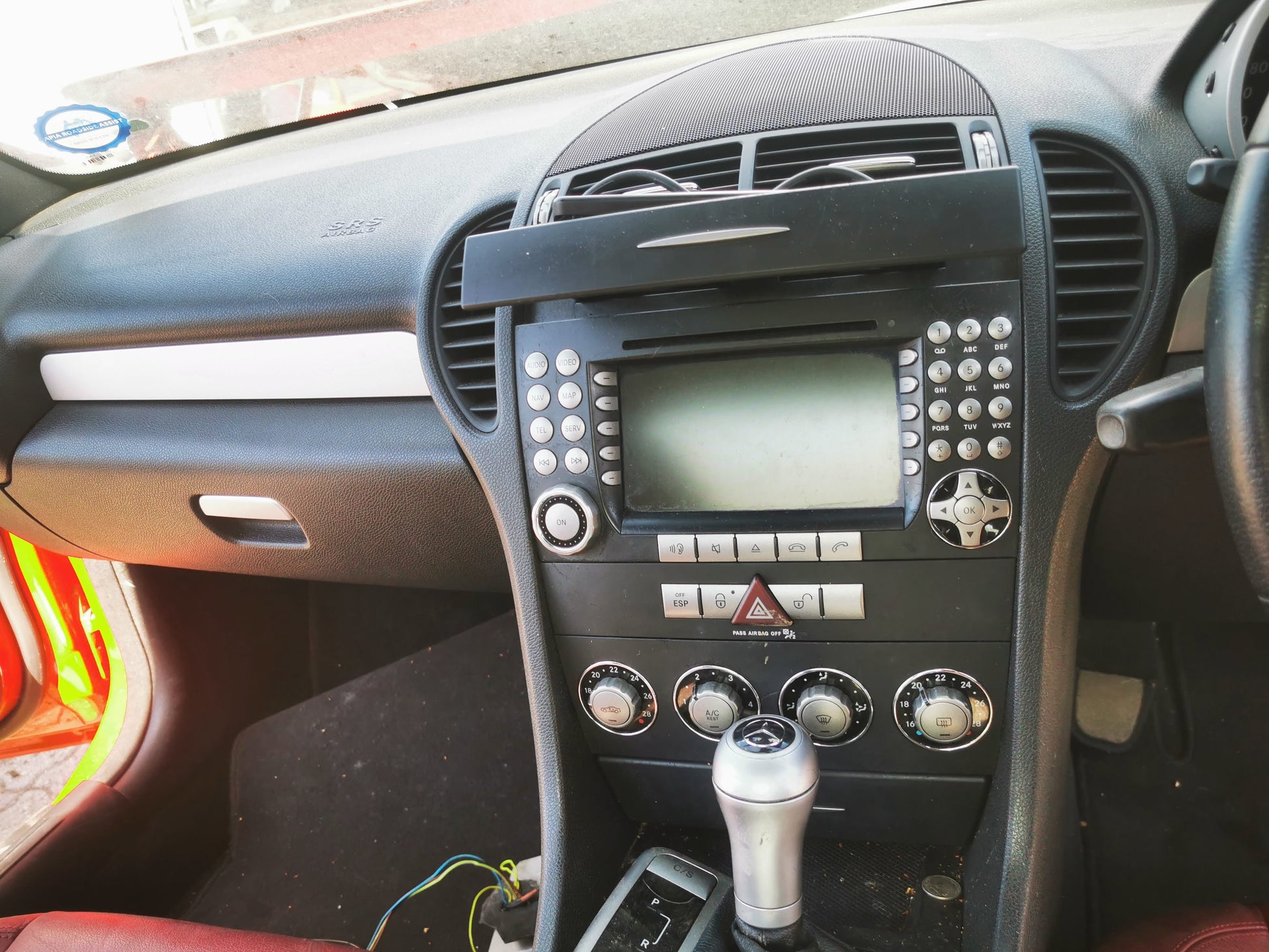 2007 MERCEDES SLK R171 09/04-06/11 A1715450001 FUSE BOX