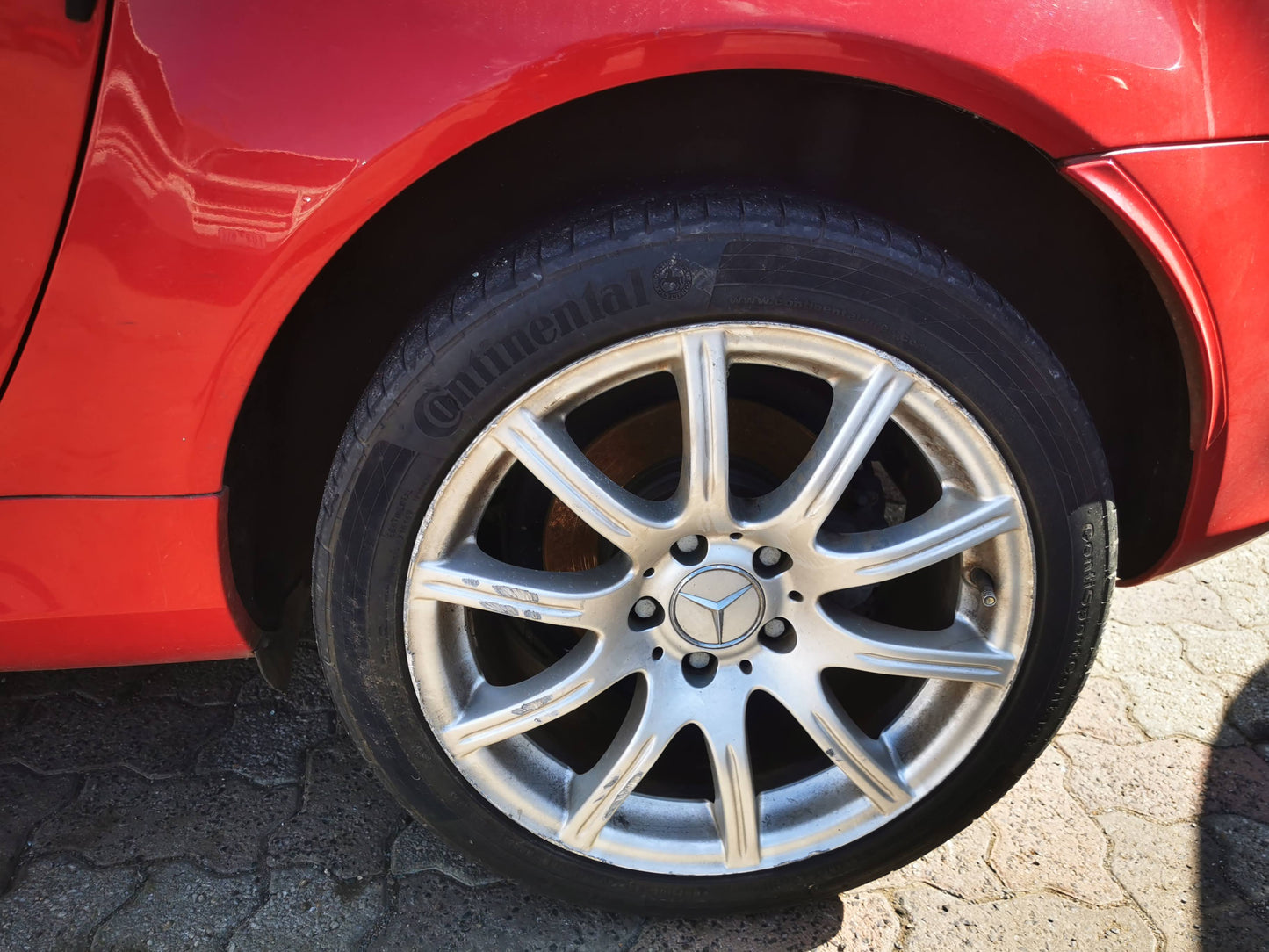 2007 MERCEDES SLK R171 09/04-06/11 A1717500106 FUEL DOOR FILLER