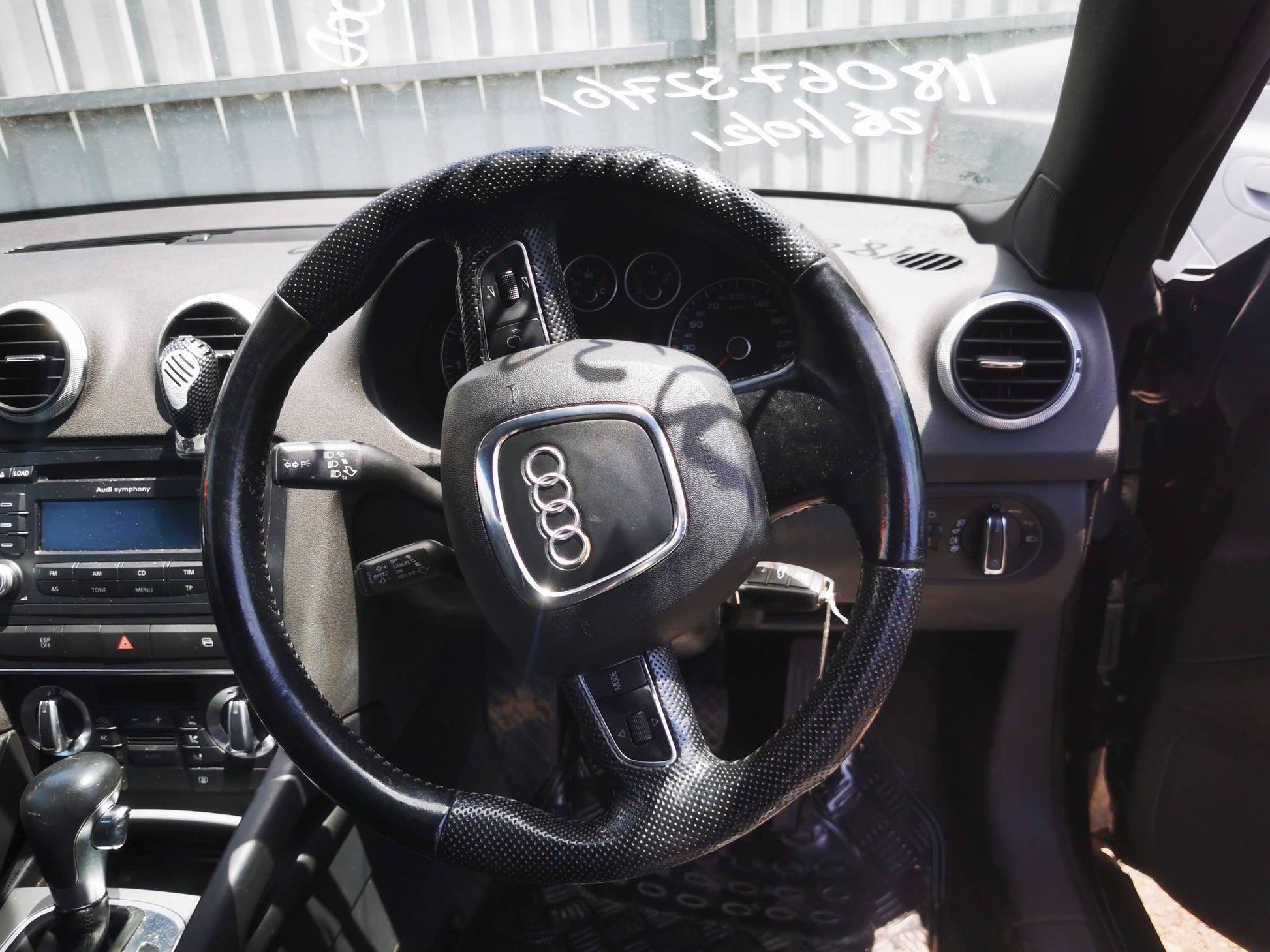 2010 AUDI A3 A3, 8P, CABRIO, NON FOLDING TYPE, 07/08-04/10 8P7858532E RIGHT DOOR MIRROR
