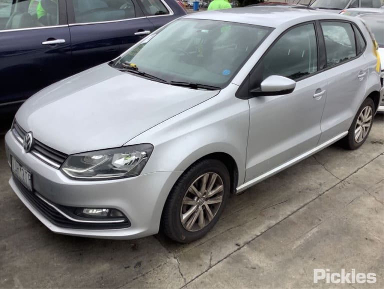 2017 VOLKSWAGEN POLO 6R, 5DR HATCH, 05/10-09/17 (AUS ONLY) 6R4831055J LEFT FRONT DOOR