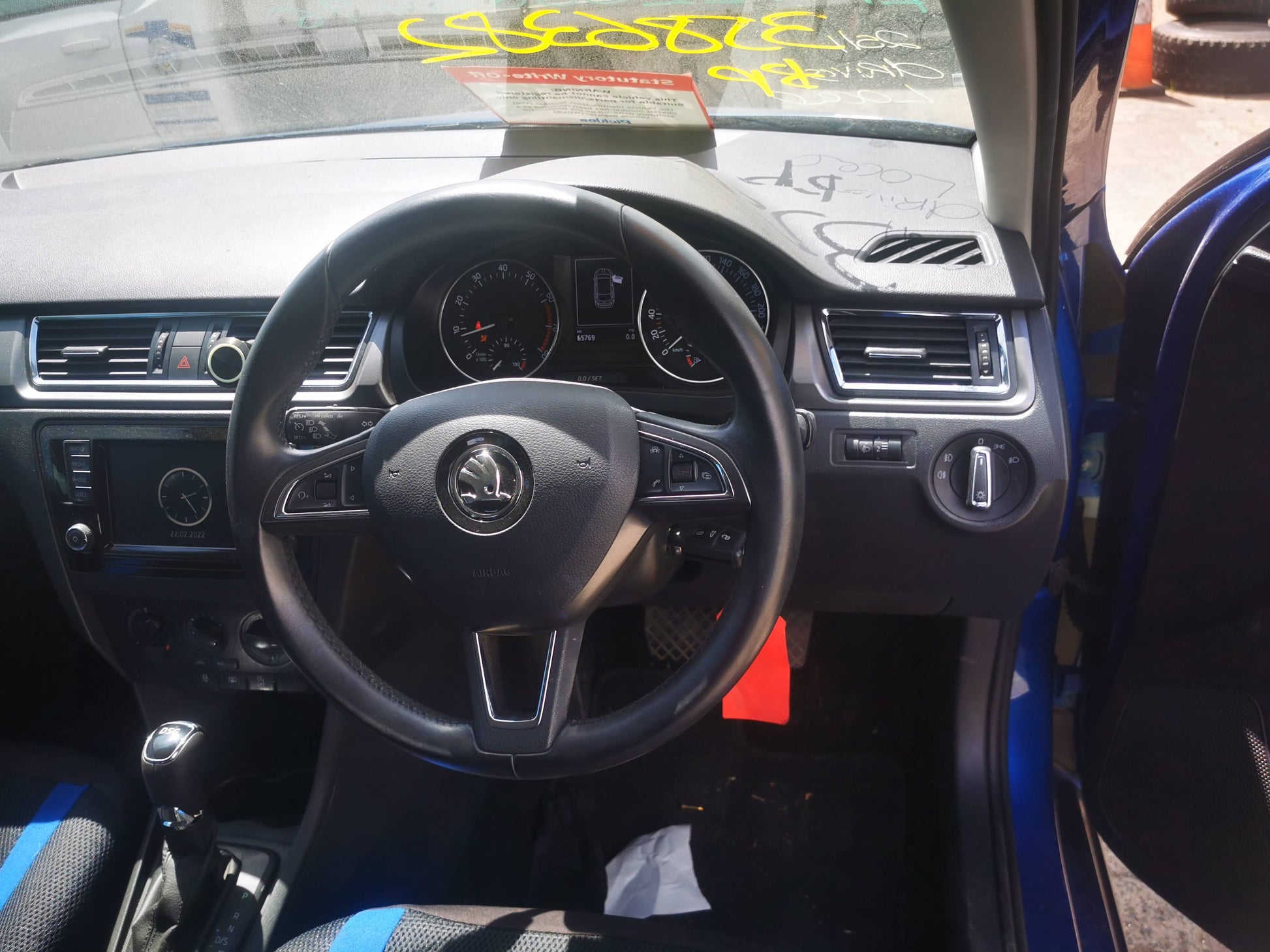 2016 SKODA RAPID STEERING WHEEL, NH, 05/14-12/20 5E0880201A RIGHT AIRBAG