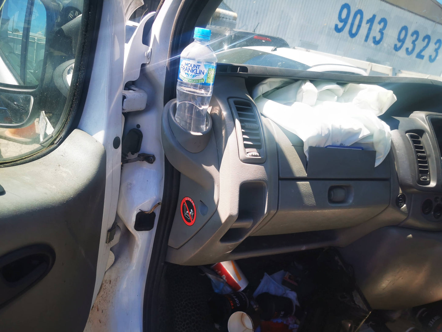 Wrecking 2014 RENAULT TRAFIC for Used Parts RN0967