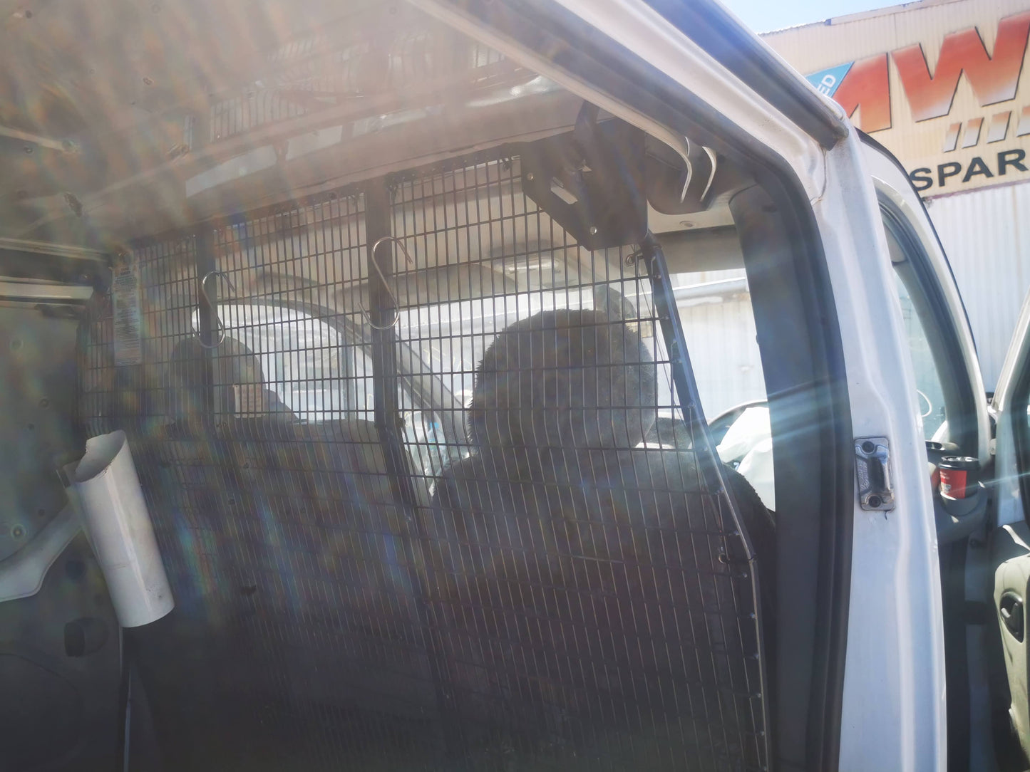 2014 RENAULT TRAFIC X83, 04/04-12/14 7782524451 LEFT GUARD