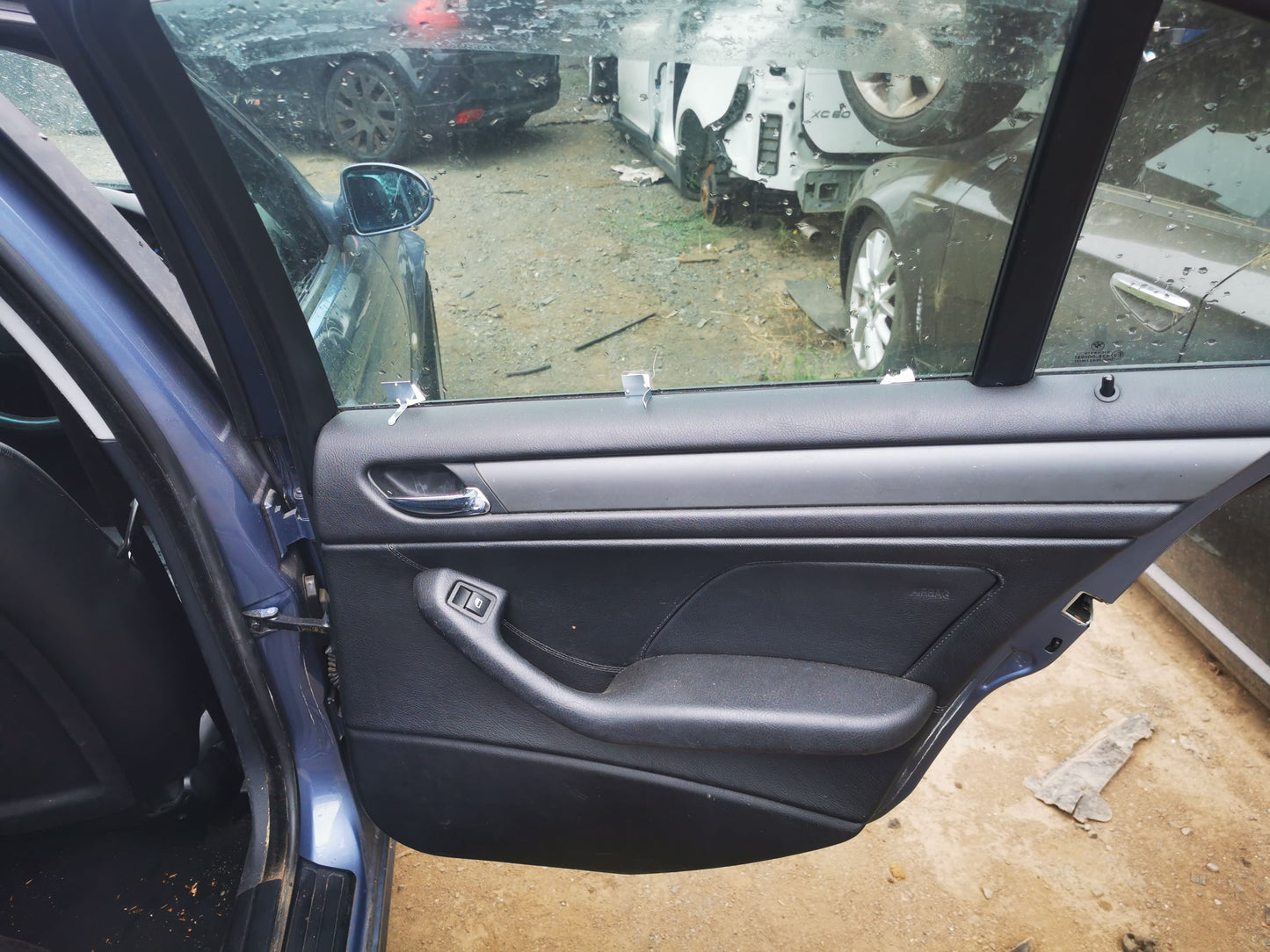 2000 BMW 3 SERIES E46, SEDAN, CLEAR FLASHER TYPE, 09/98-09/01 63218364921 LEFT TAILLIGHT