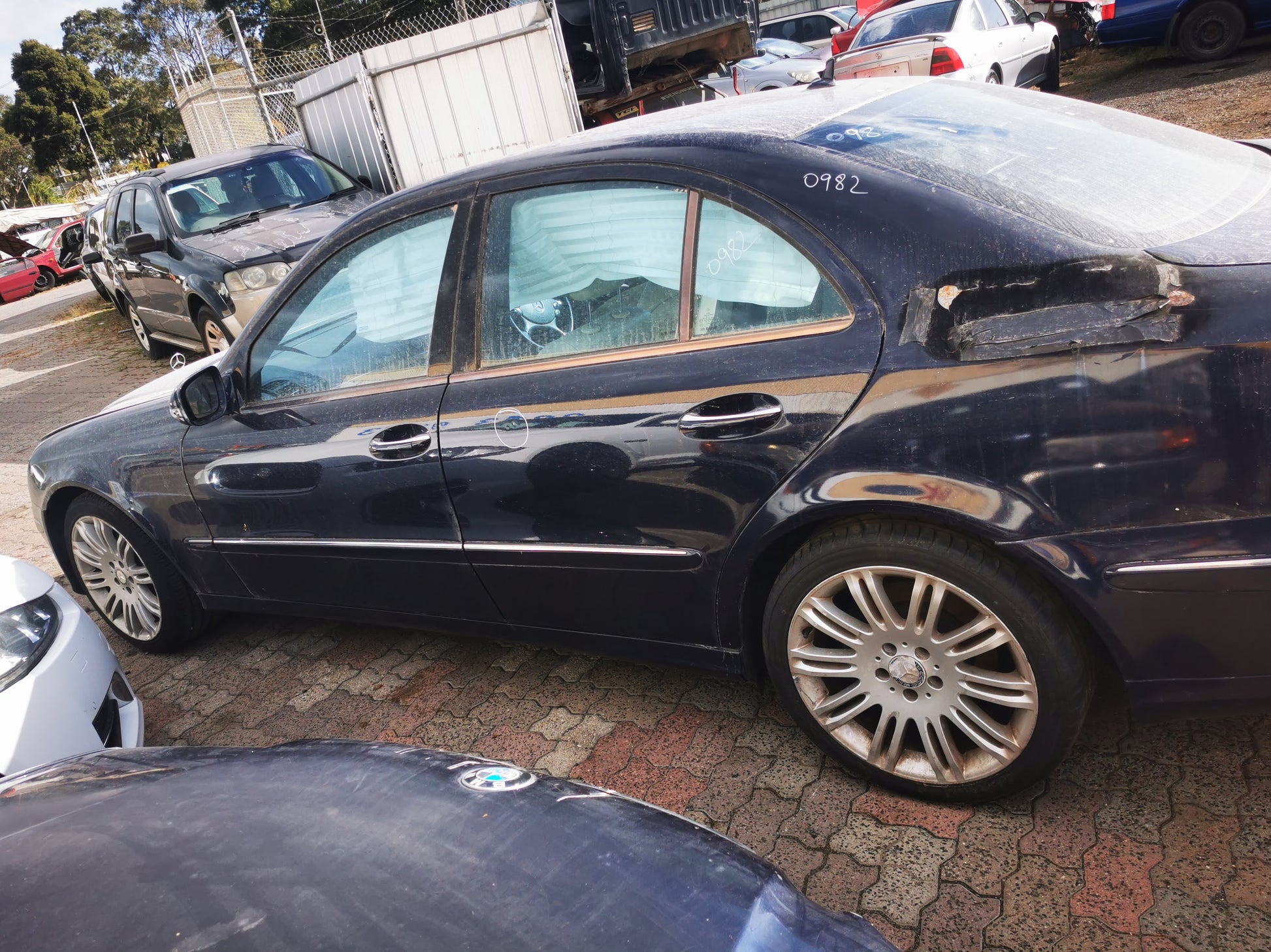 2008 MERCEDES E CLASS W211, 08/02-08/09 A2113503856 LEFT DRIVESHAFT