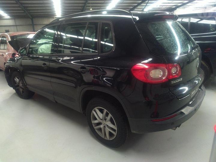 2009 VOLKSWAGEN TIGUAN CD PLAYER (RCD310), 5N, 05/08-08/16 5M0057187AX RADIO CD DVD SAT TV