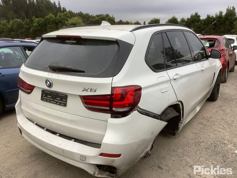 2017 BMW X5 LH REAR, F15, 09/13-07/18  CALIPER