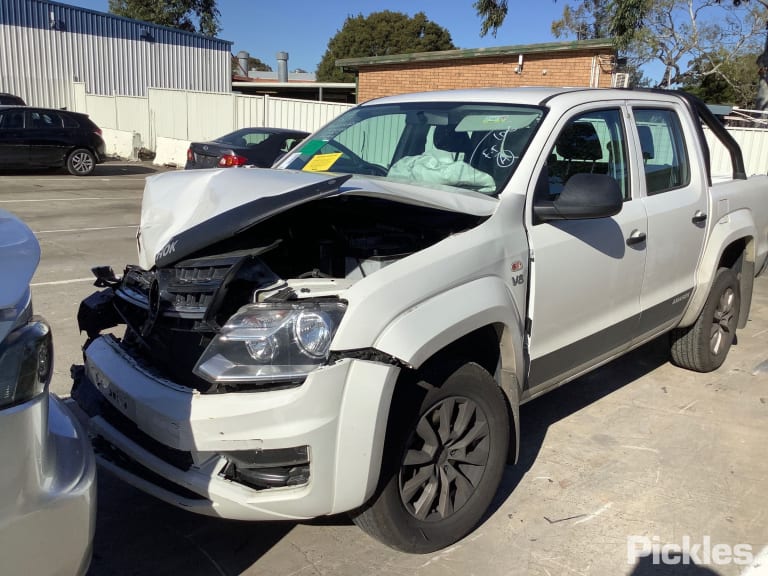 2022 VOLKSWAGEN AMAROK 2H, GREEN TINT TYPE, 12/10- 2H7845206 RIGHT REAR DOOR WINDOW
