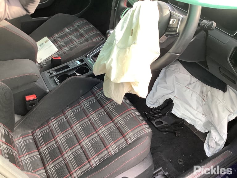 2019 VOLKSWAGEN GOLF LEFT REAR DOOR LOCK, P/N 5TA839015D, GEN 7, 03/13-08/20 5TA839015D DOOR BOOT GATE LOCK