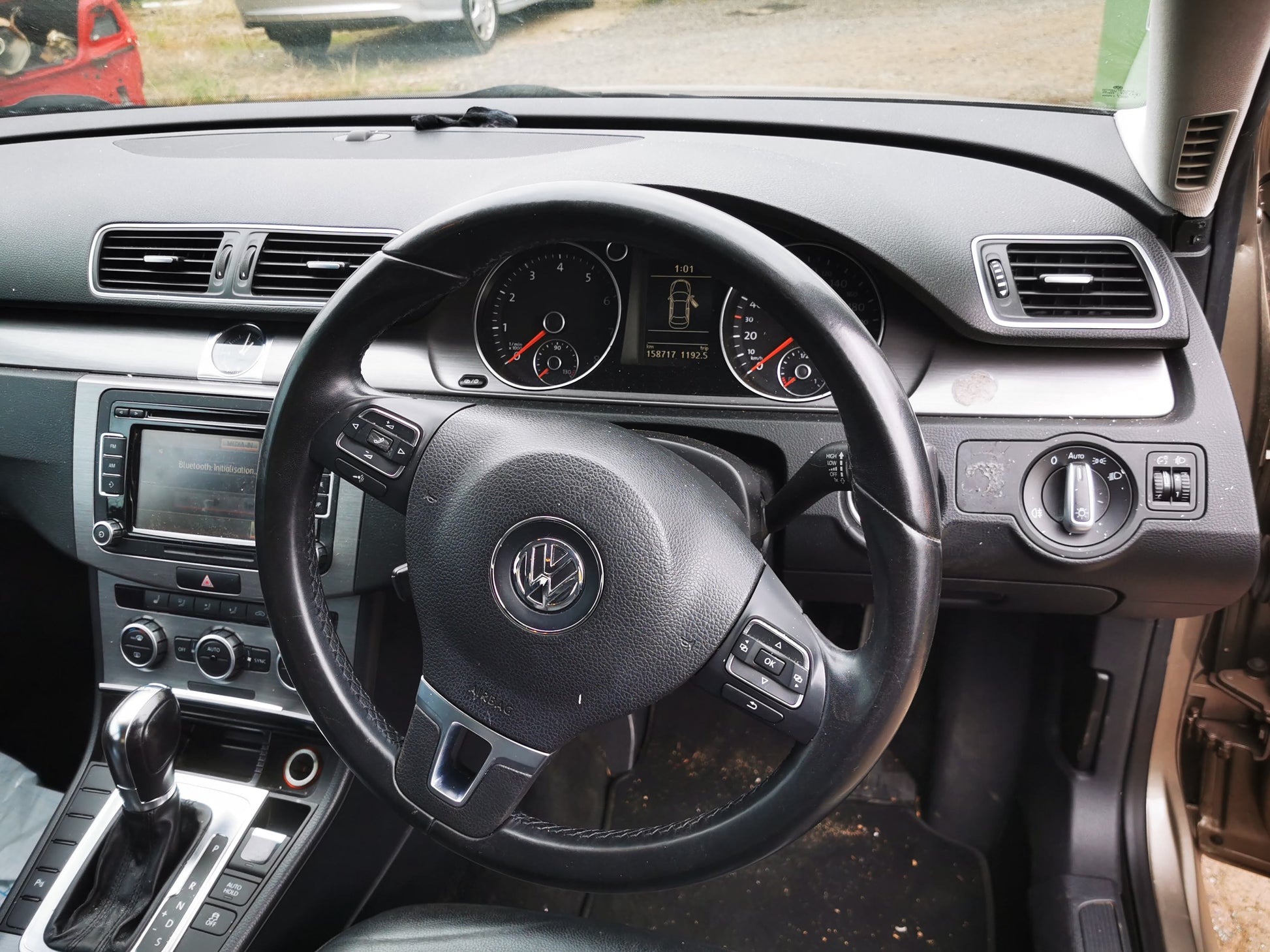 2012 VOLKSWAGEN PASSAT 3C/MK6 B7, SEDAN, NON LED TYPE, 09/10-05/15 3AE945096F RIGHT TAILLIGHT