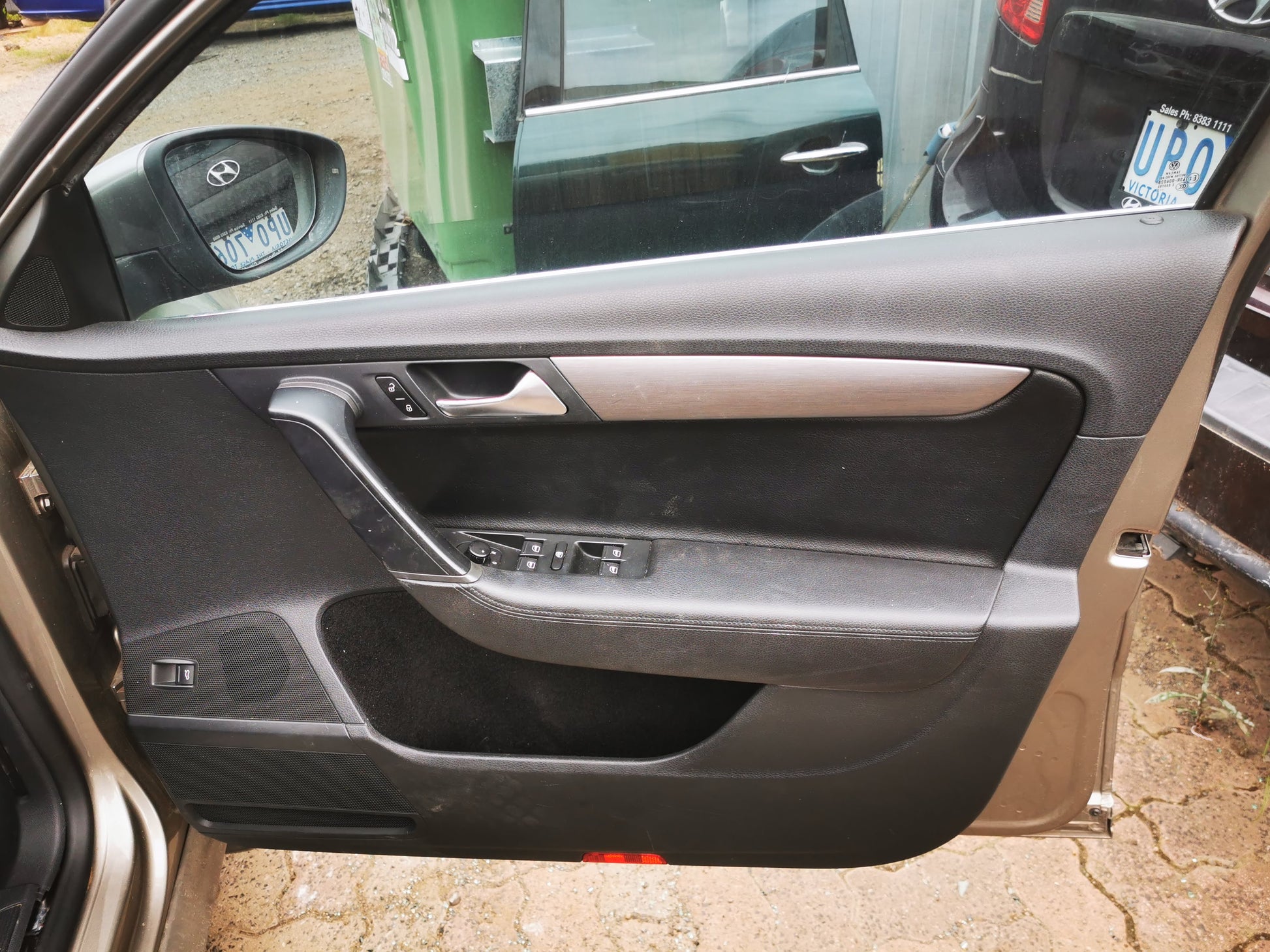 Wrecking 2012 VOLKSWAGEN PASSAT for Used Parts VW0995