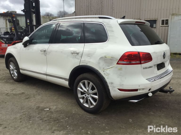 2011 VOLKSWAGEN TOUAREG 7P, AUTO T/M, 12/10-04/18 7P2713105 GEAR STICK SHIFTER