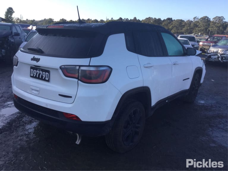 2022 JEEP COMPASS M6, 10/17-  LEFT FRONT DOOR