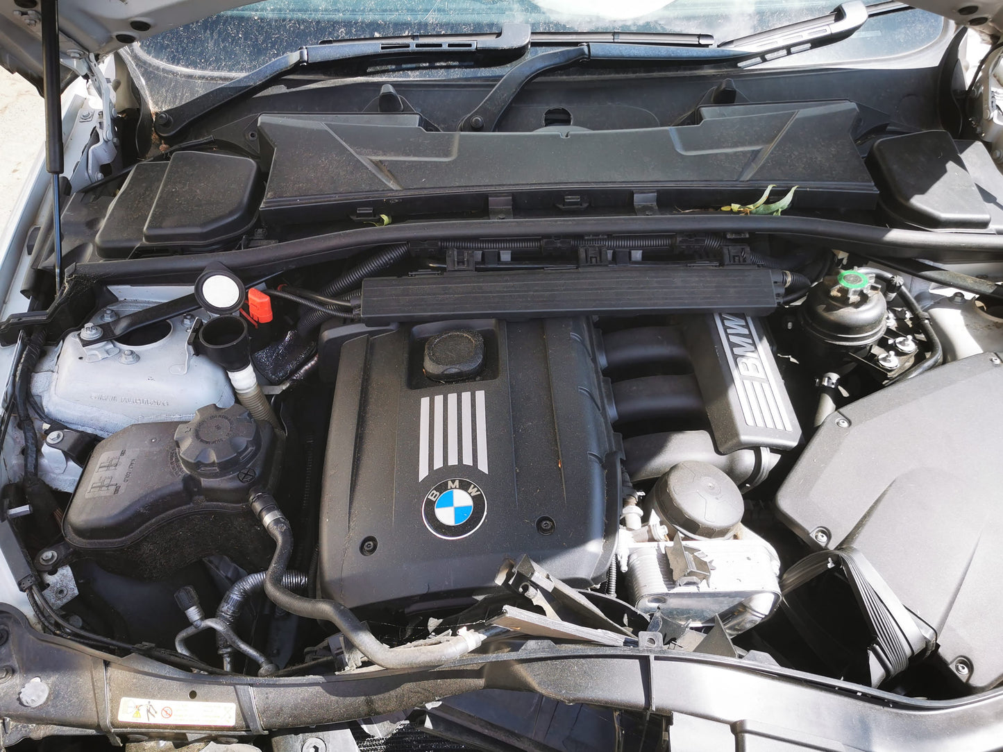 2008 BMW 3 SERIES E90, FRONT, W/ SUNROOF TYPE, 03/05-12/13 63316962039 COURTESY LIGHT