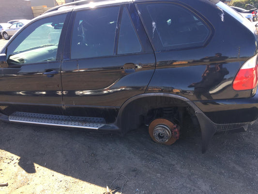 2003 BMW X5 E53, 11/00-09/03 41357121007 LEFT GUARD