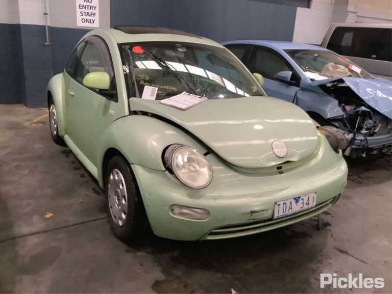 2000 VOLKSWAGEN BEETLE 9C 01/00-09/05 038145209Q FUEL PUMP