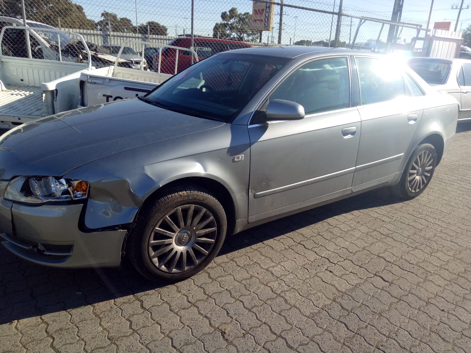 2007 AUDI A4 STEERING WHEEL, B7 (A4), SEDAN, 08/04-03/08 8E0880201BL RIGHT AIRBAG