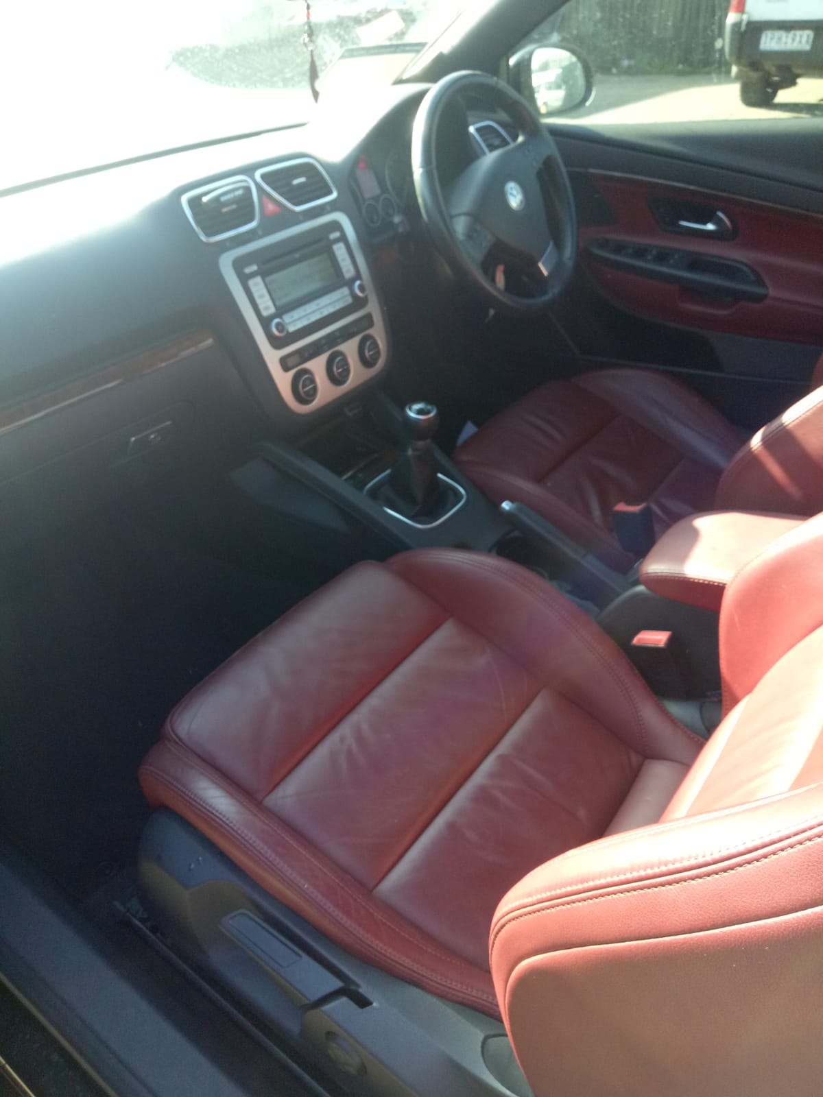 2007 VOLKSWAGEN EOS LH FRONT, ASSY (BELT AND STALK), 1F, 02/07-12/14 1Q2857705 SEAT BELT STALK