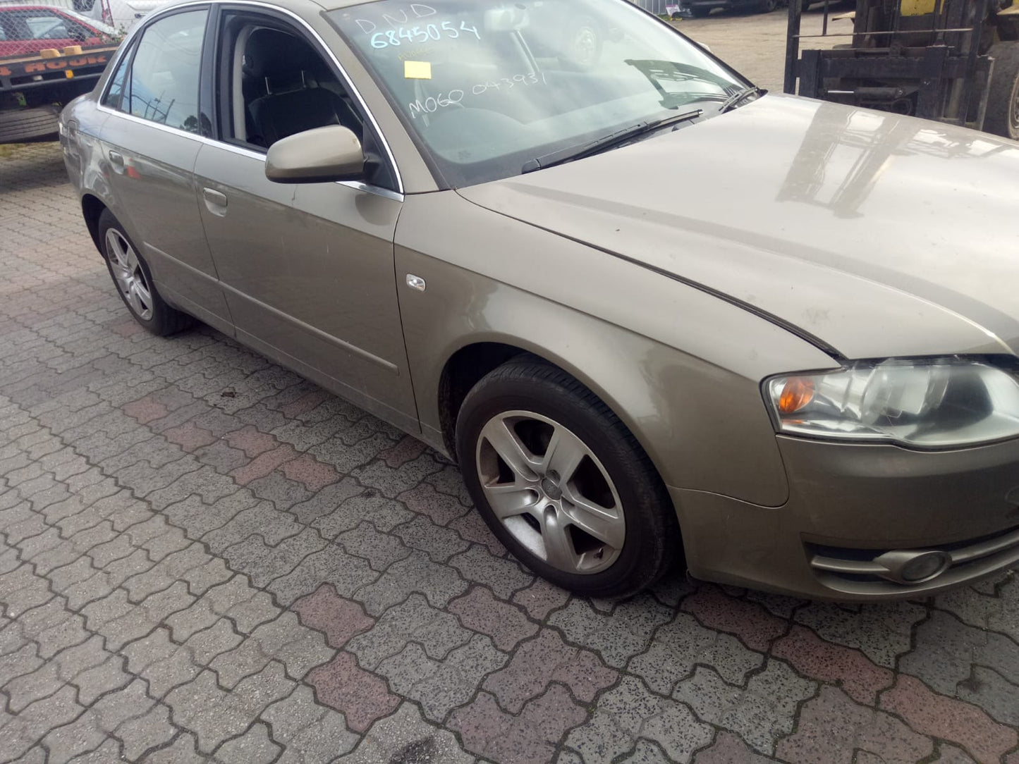 2006 AUDI A4 B7, PAIR, 08/04-07/09 8E0857551P 8E0857552H SUNVISOR