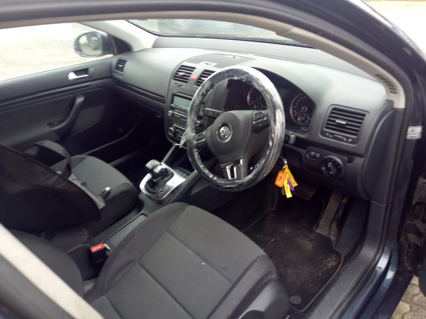 2009 VOLKSWAGEN JETTA STEERING WHEEL, 1KM, 02/06-07/11 1KM880201C RIGHT AIRBAG