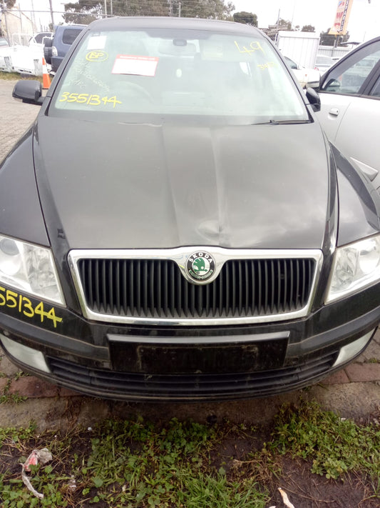 2008 SKODA OCTAVIA 1Z, LIFTBACK SEDAN, NON PARK SENSOR TYPE, 01/04-05/09 1Z5807421A REAR BUMPER
