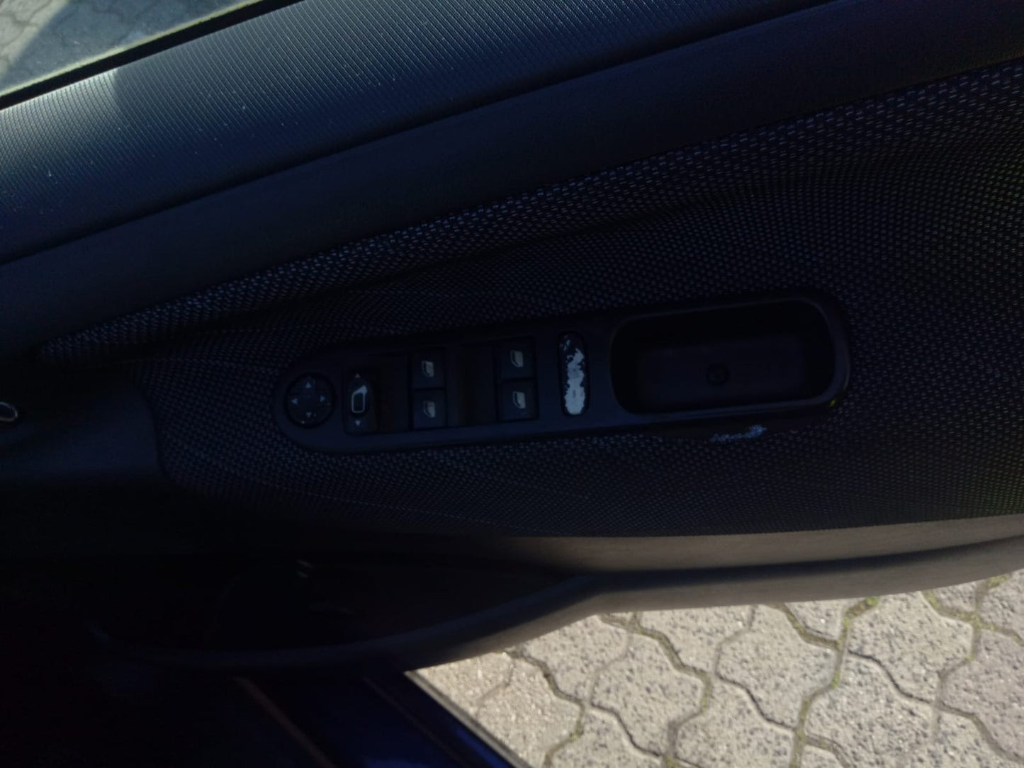 2007 PEUGEOT 207 A7, 5DR HATCH/WAGON, 04/06-12/12 9004X8 RIGHT FRONT DOOR