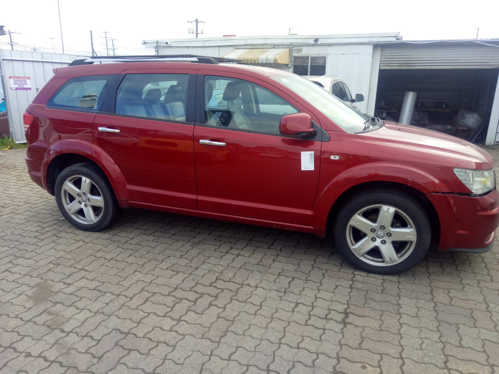 Wrecking 2009 DODGE JOURNEY for Used Parts DO0657