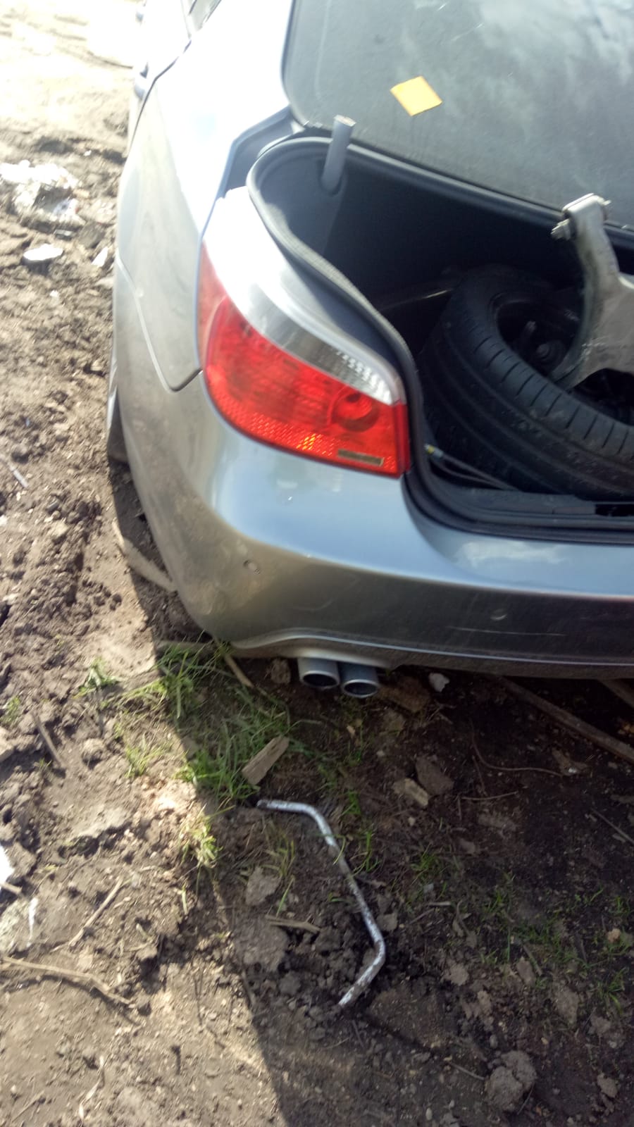 2006 BMW 5 SERIES E60, SEDAN, NON LED TYPE, 10/03-02/07 63217165737 LEFT TAILLIGHT