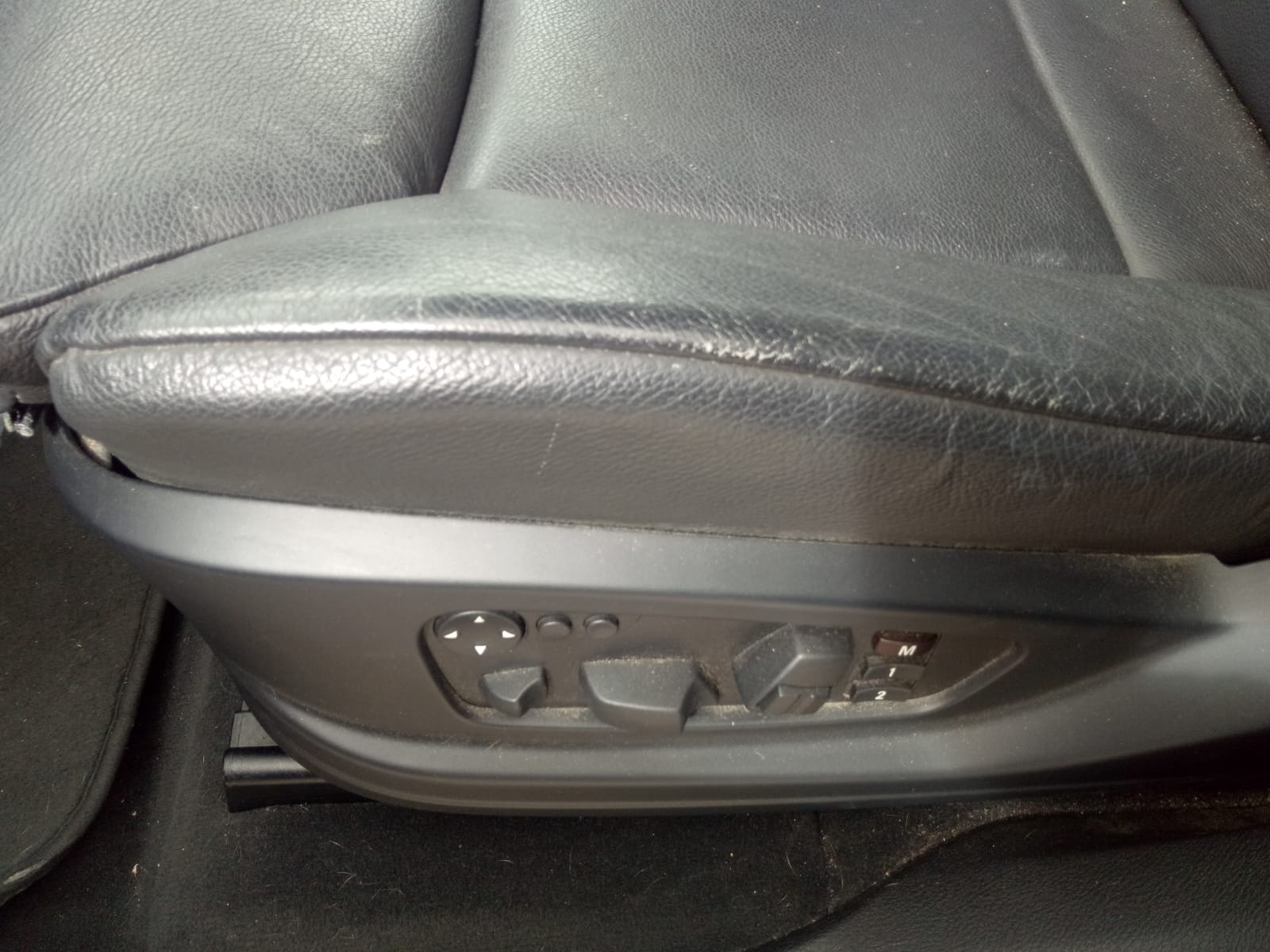 2008 BMW X5 UNDER DASH, FRONT, E70, 03/07-08/13  FUSE BOX