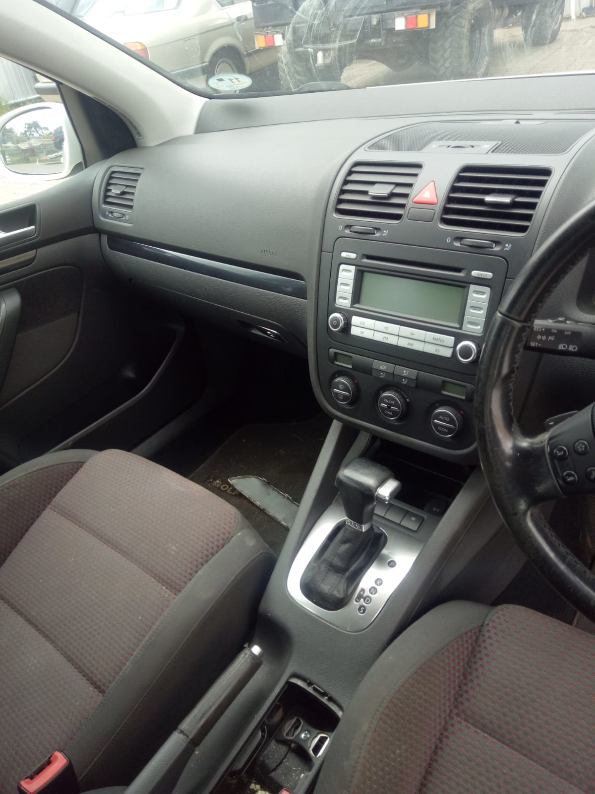 2007 VOLKSWAGEN GOLF RH FRONT (MASTER SWITCH), 3DR HATCH, GEN 5, 07/04-02/09 1K4959857B PWR DR WIND SWITCH