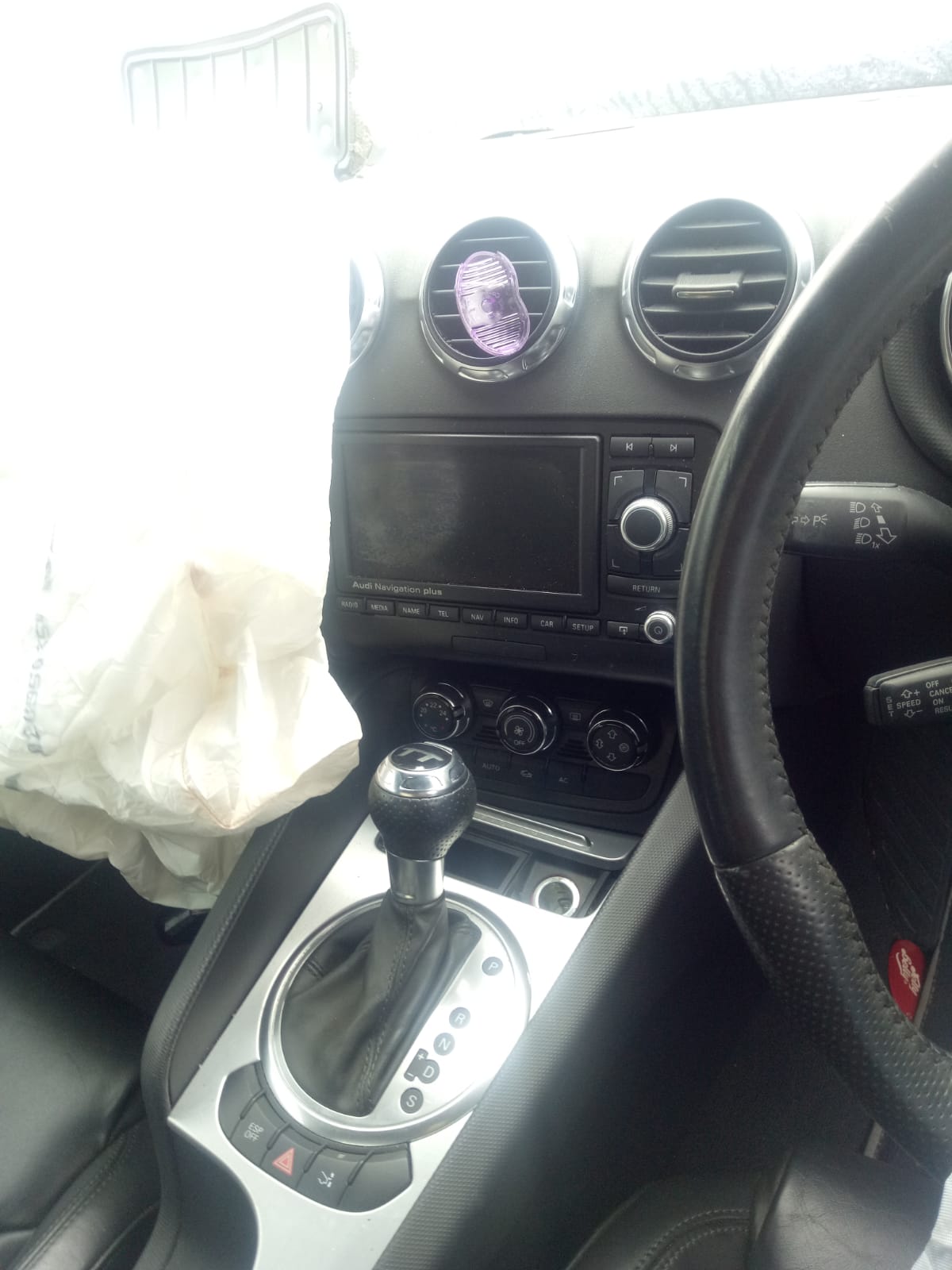 2010 AUDI TT 8J, 09/06-12/14 COURTESY LIGHT