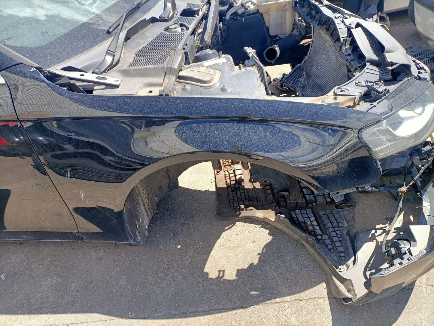 2010 AUDI A4 FRONT, W/ SUNROOF CONTROLS TYPE, BLACK, B8 8K, 04/08-06/12 8T0947111 COURTESY LIGHT