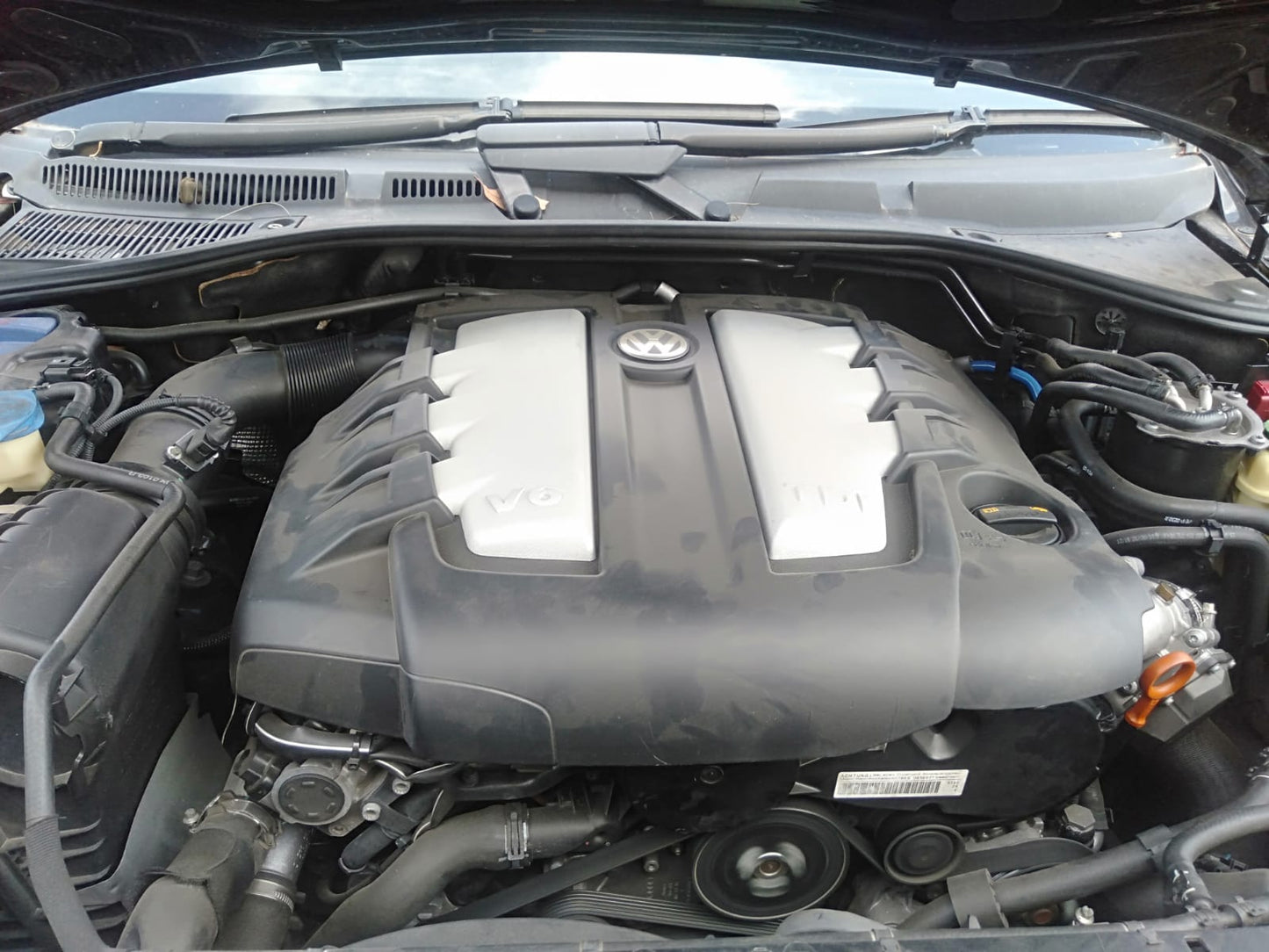 2007 VOLKSWAGEN TOUAREG 7L, W/ PARK SENSOR, NON H/LAMP WASHER TYPE, 12/06-12/10 7L6807217AF FRONT BUMPER