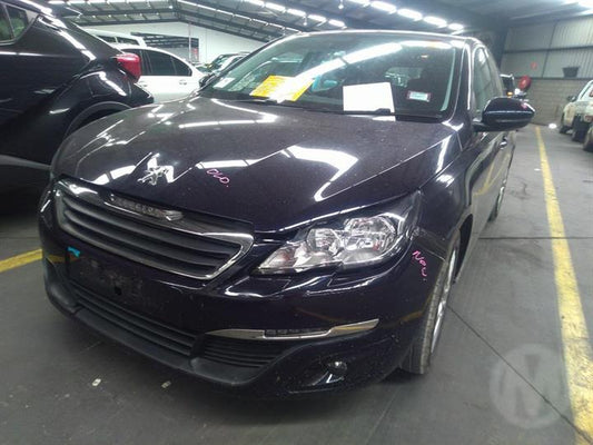 2016 PEUGEOT 308 T9, HATCH/WAGON, 10/14-01/21 16 101 021 80 RIGHT FRONT DOOR