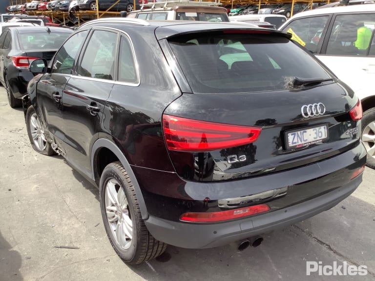 2013 AUDI Q3 8U, RH FRONT, LEATHER, BLACK, 03/12-12/18 HEADREST
