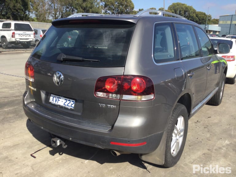 2010 VOLKSWAGEN TOUAREG 7L, W/ PARK SENSOR TYPE, 09/03-12/10 7L6807417D/7L6807434AH REAR BUMPER