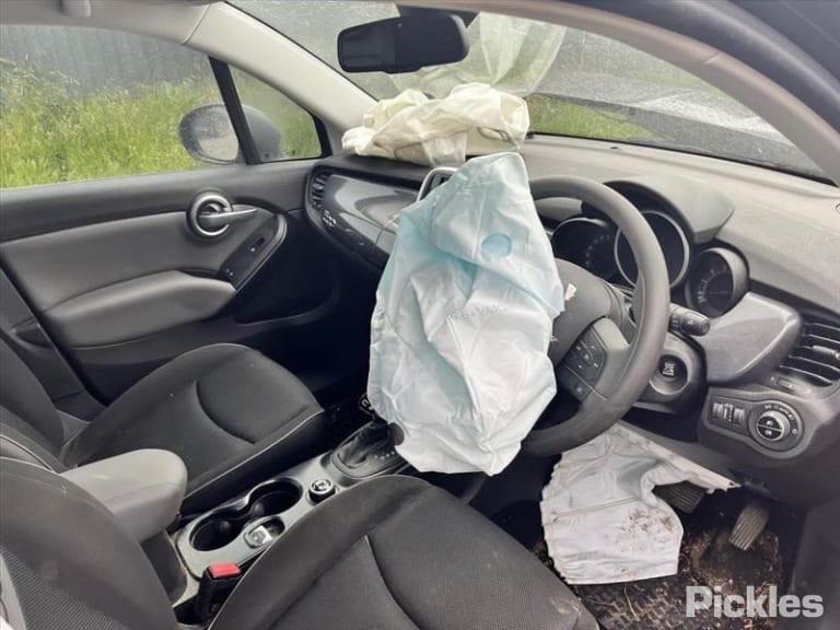 2017 FIAT 500X 06/15-01/21 51973419 LEFT FRONT WINDOW REG MOTOR