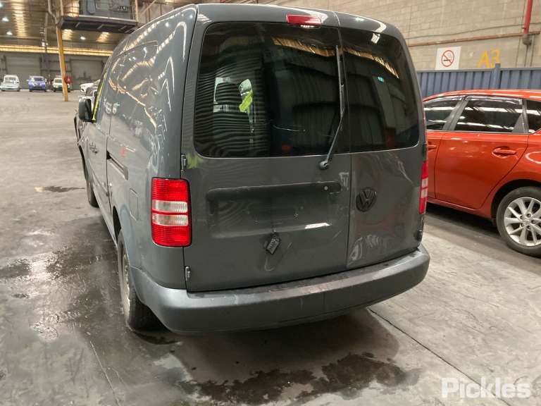 Wrecking 2015 VOLKSWAGEN CADDY for Used Parts VW1512