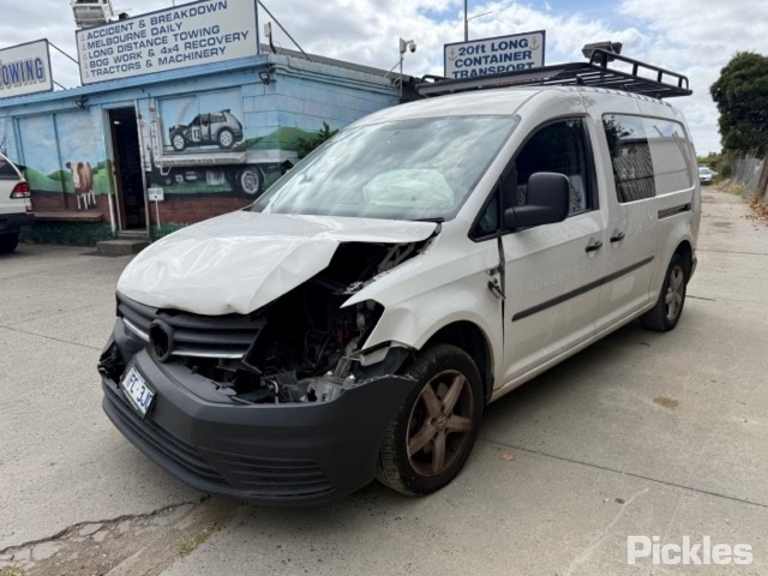 Wrecking 2015 VOLKSWAGEN CADDY for Used Parts VW1562